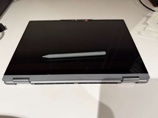 Ordinateur Lenovo Convertible 2-en-1 image 2
