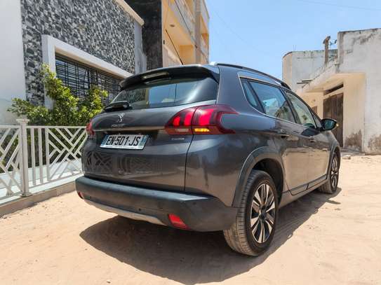 Peugeot 2008   année 2017 image 12