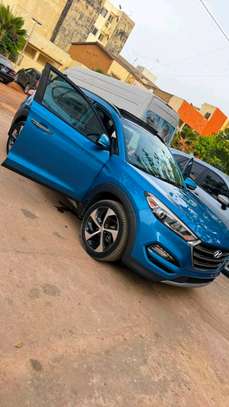 Hyundai tucson limited image 4
