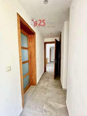 Duplex F4 à louer au Point E image 5