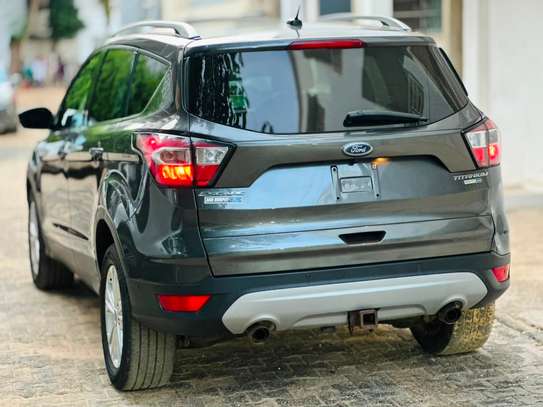 Ford Escape Titanium année 2017 image 7