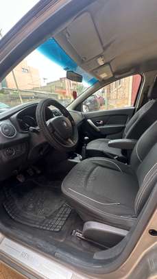 Vend Renault Sandero 2014 image 3