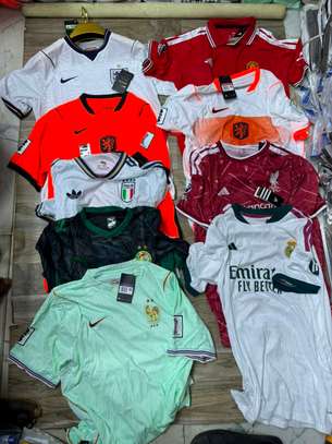 Maillot club et national image 7