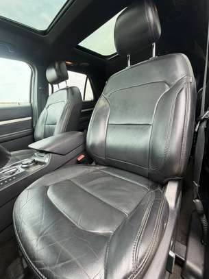 FORD EXPLORER XLT AWD 2017 image 3