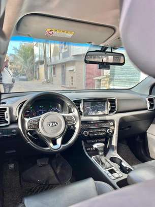 KIA Sportage limited image 4