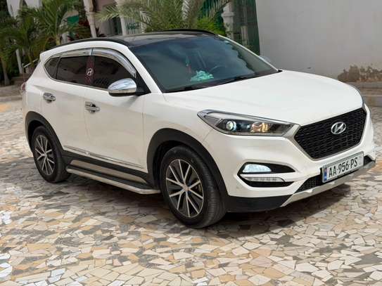 Hyundai Tucson limited image 2
