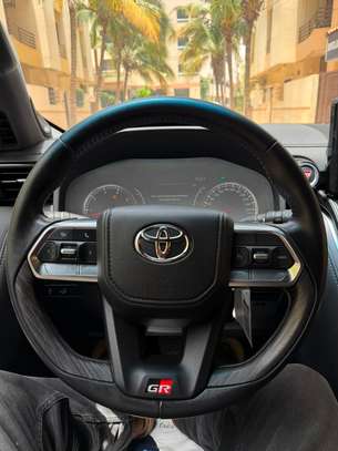 Toyota Land Cruiser 2024 image 11