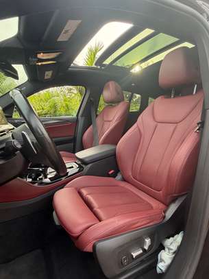 BMW X4 M40i 2024 image 11