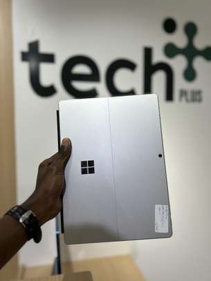 Surface Pro 10 - Intel Ultra 7 | 16GB RAM | 512 image 2