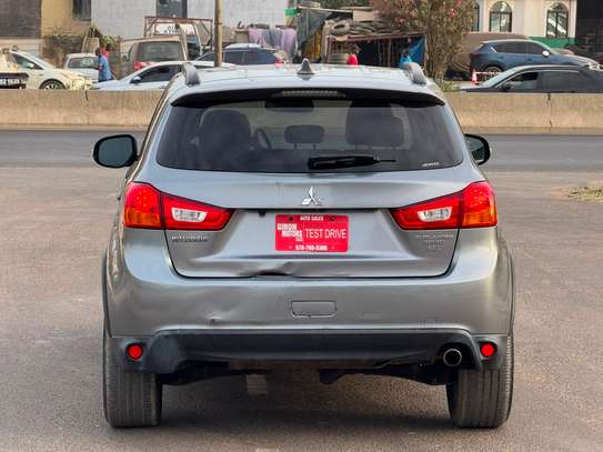 Mitsubishi Outlander 2017 image 3