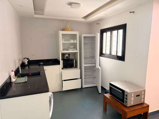 Studio meublé à louer image 2