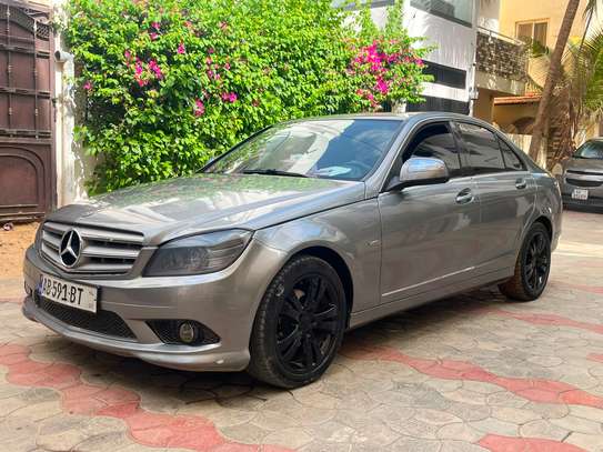 Mercedes C220 image 9