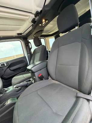 Jeep Wrangler 2023 image 7