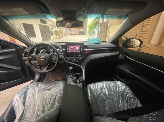 toyota camry 2021 image 4