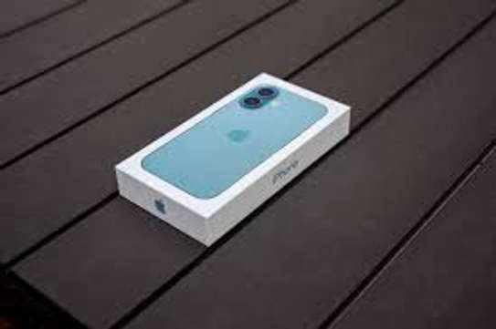 iPhone 16 128giga neuf scellé image 1