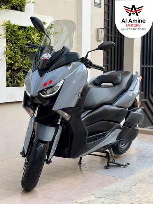 Yamaha Xmax 300 (Let’s Go) image 1