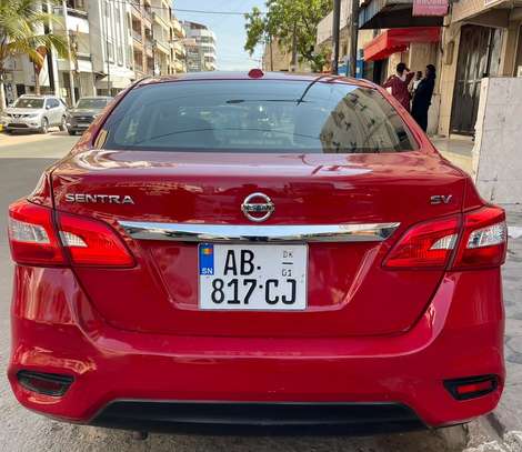 Nissan Sentra SV image 2