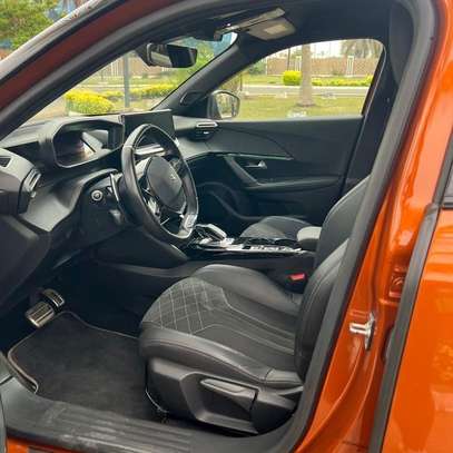 Location Peugeot 2008 image 3