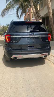 2017 FORD EXPLORER PLATINIUM image 10