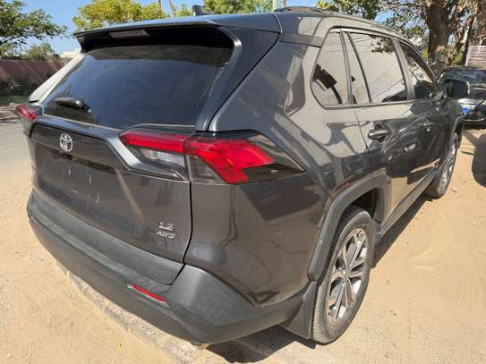 Toyota Rav4 2019 image 7