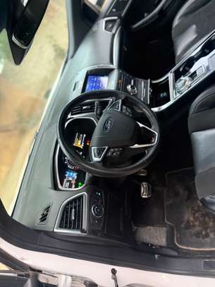 FORD EDGE ST image 5