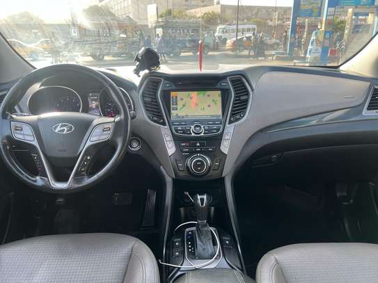 Hyundai Santa Fe image 10