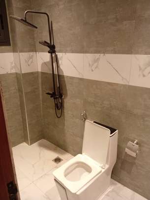 Appartement meublé à louer à la cité teyliom image 6