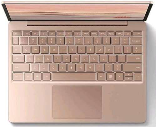Surface laptop Go Gold image 2