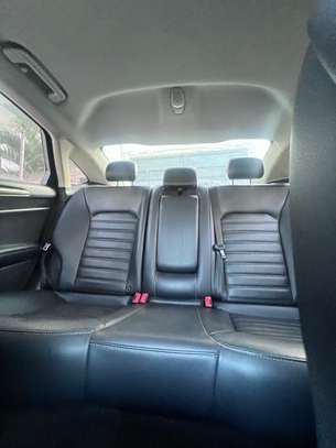 Ford fusion se 2017 image 4