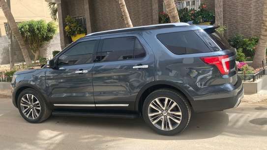 2017 FORD EXPLORER PLATINIUM image 12