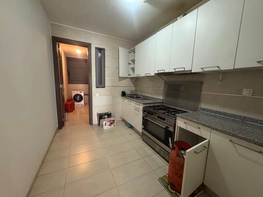 Corniche appartement vide à louer 3 chambres image 3