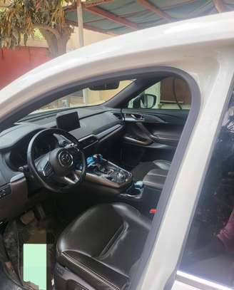 Mazda CX-9 SUV 7 image 2