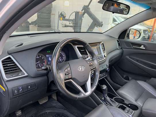 Hyundai image 5