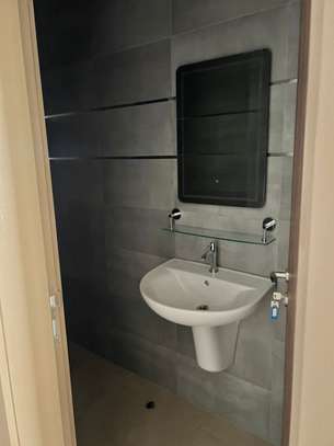Ref_2780_GL  Beaux appartements à louer  au 4eme étage image 6
