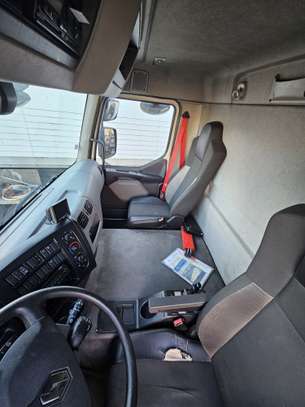 camion Renault  fourgon image 5