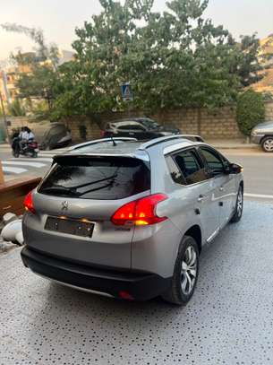 Peugeot 2008 2016  automatique diesel venant déjà dédouaner image 2