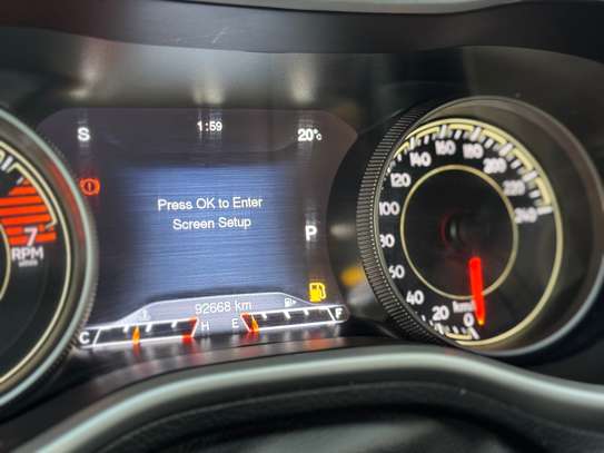 Jeep Cherokee limted image 11