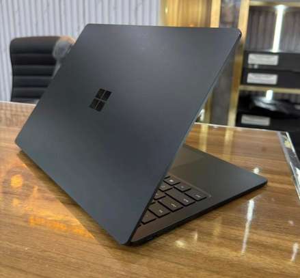 Microsoft Surface Laptop 4 Rayzen 5 Pro image 3