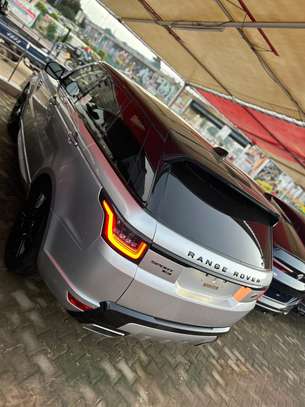 RANGE ROVER SPORT HST 2020 image 4