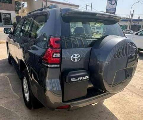 Toyota prado txl image 2