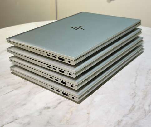 HP elitebook 840 G8 11th image 1