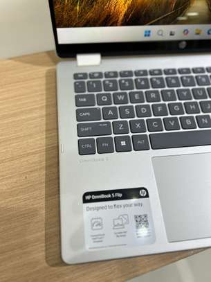 HP OmniBook 5 Flip 14 - I5 12e Génération | 8GB RAM | 512 image 3