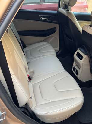 FORD EDGE TITANIUM image 8