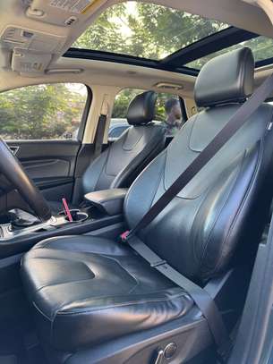Ford Edge Titanium image 5