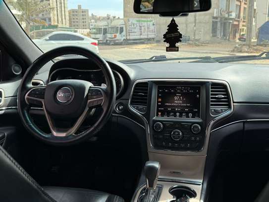 Jeep grand Cherokee Limited 2016 clean title image 2
