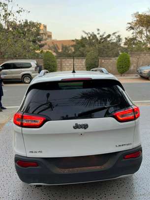 Jeep image 3