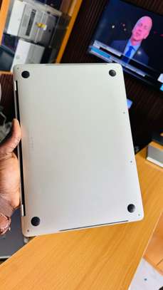 MacBook Pro 2019 - Touch Bar / i5 / 256 / 8Go image 5