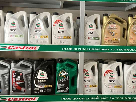 Lubrifiants automobiles Castrol et produits d’entretien image 1