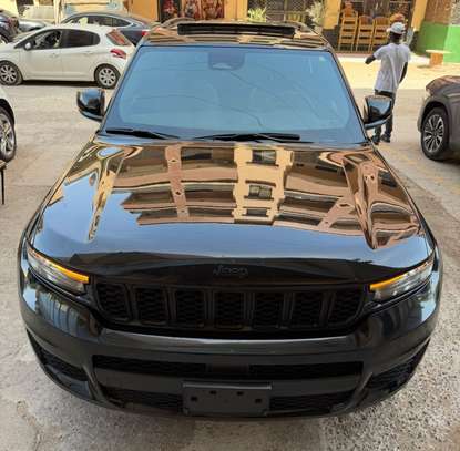 Jeep Grand Cherokee 2023 image 1