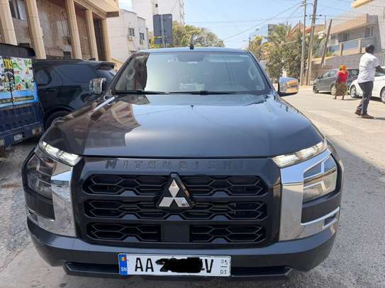 Mitsubishi l200 2025 image 1